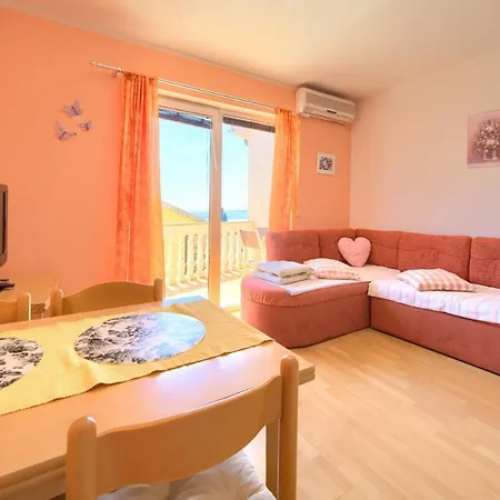 Apartament Henrik Veglia