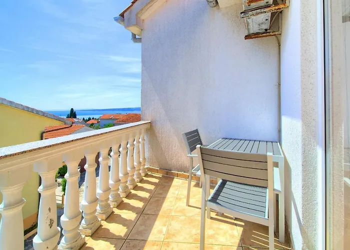 Henrik Appartement Krk Town